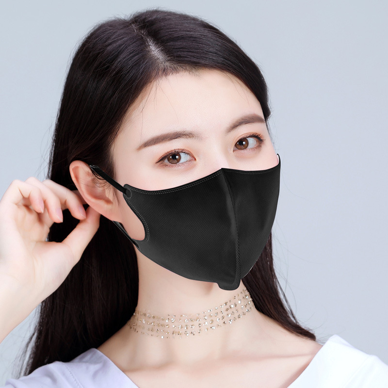 成(cheng)人(ren)蜨形黑(hei)色(se)立體(ti)口(kou)罩(zhao)
